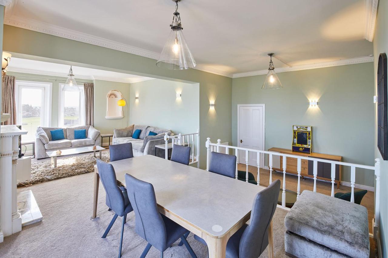 Host & Stay - 4 Metropole Towers Whitby Extérieur photo