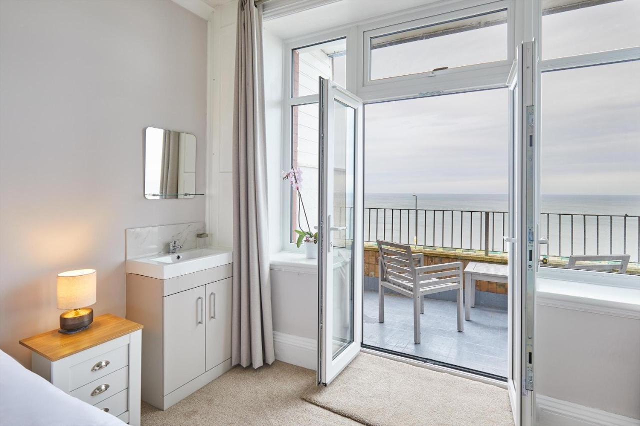 Host & Stay - 4 Metropole Towers Whitby Extérieur photo